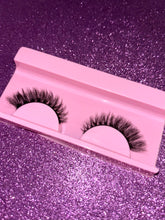 Load image into Gallery viewer, Lovely
